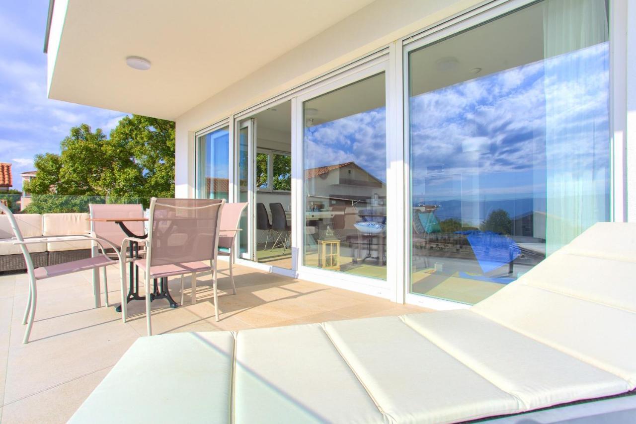 Villa Helines***** Linardići Exteriör bild